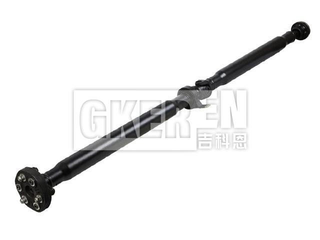 传动轴 Propshaft:26 10 7 588 577
